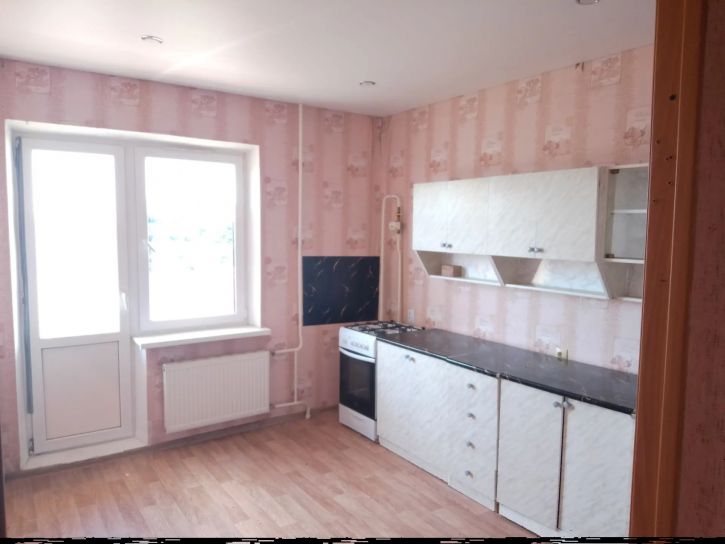1-комн квартира Авиаторов проспект, 6