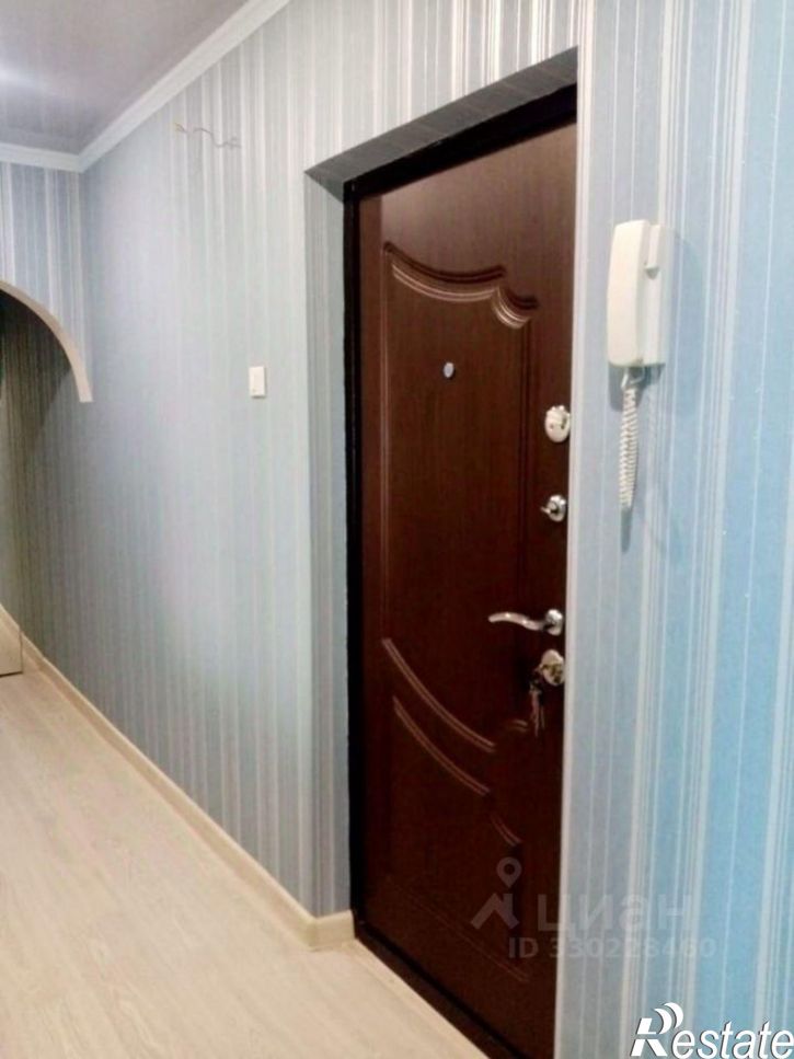 2-комн квартира 8-й микрорайон, 2/1