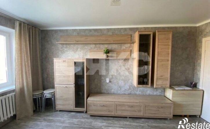 2-комн квартира 8-й микрорайон, 3/3