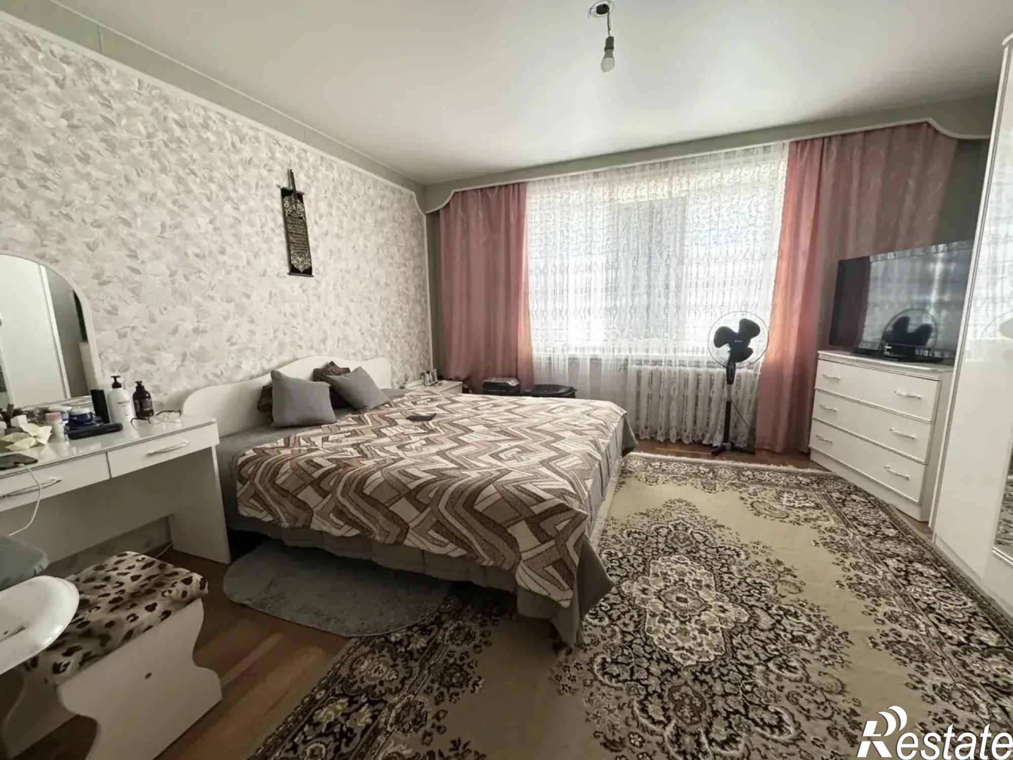 Купить квартиру за 4 500 000 рублей на Азовская ул., 9