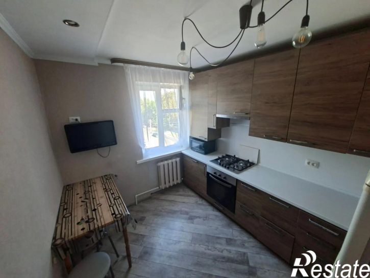 3-комн квартира Энгельса ул., 96