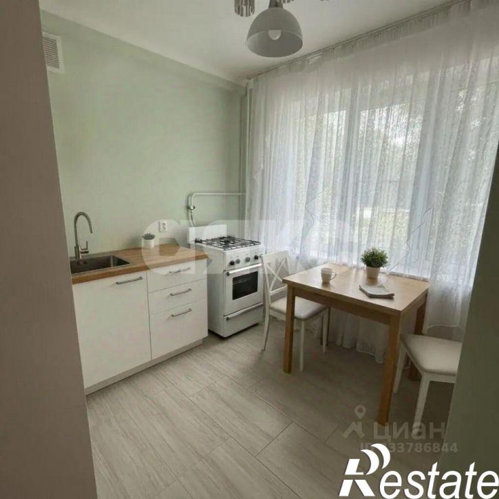 3-комн квартира улица Каспарова, 13,  д. 13