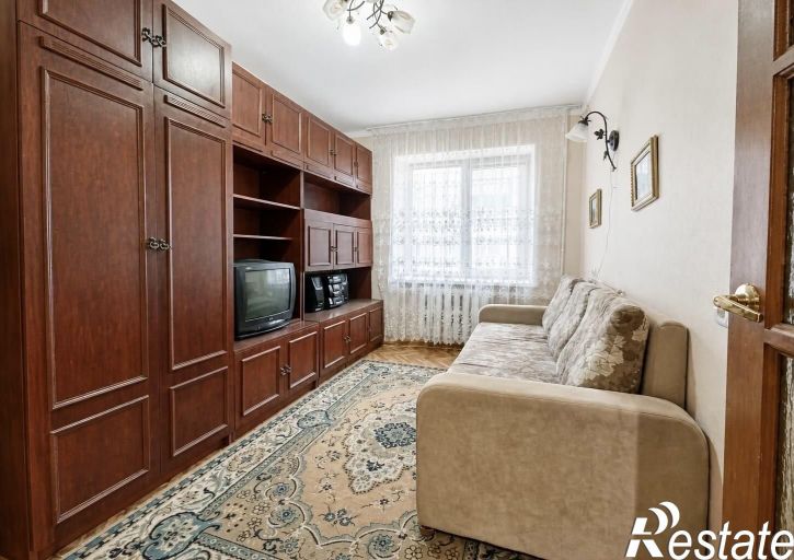 3-комн квартира 5-я Линия ул., 21
