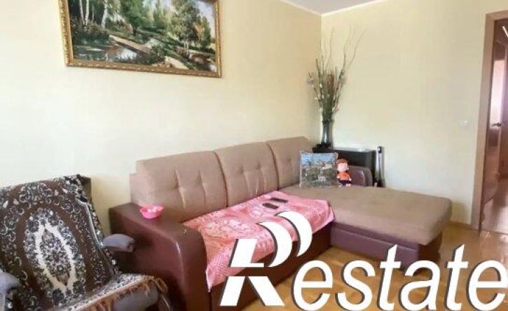 3-комн квартира улица Ефремова, 75,  д. 75