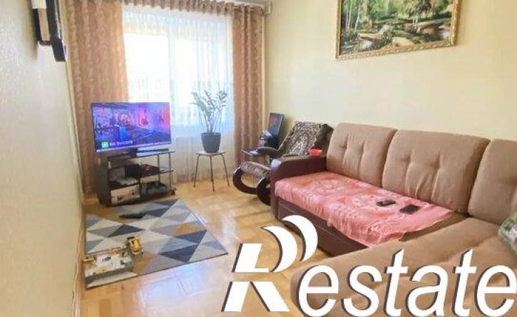 3-комн квартира улица Ефремова, 75,  д. 75
