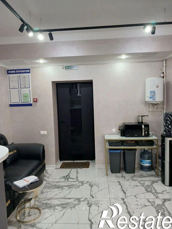 Купить офис, помещение под офис за 10 855 300 рублей на улица Ефремова, 148