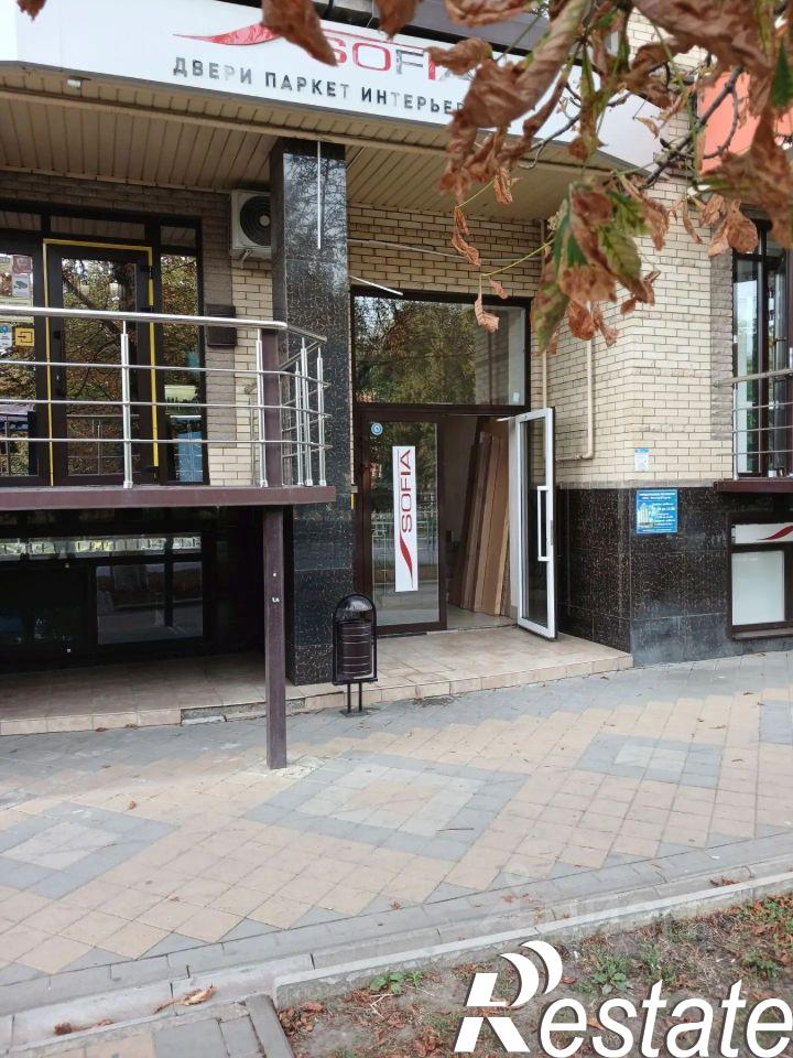 Купить офис, помещение под офис за 10 855 300 рублей на улица Ефремова, 148