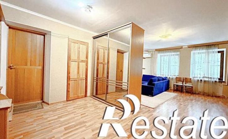 3-комн квартира улица Кирова, 49,  д. 49
