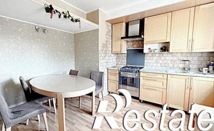 3-комн квартира улица Кирова, 49,  д. 49