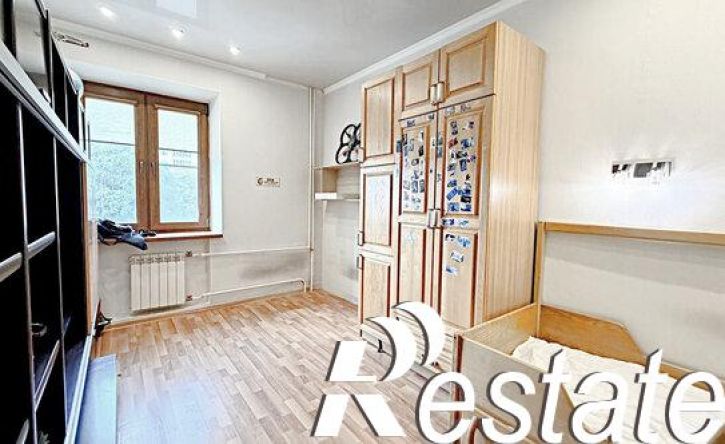 3-комн квартира улица Кирова, 49,  д. 49