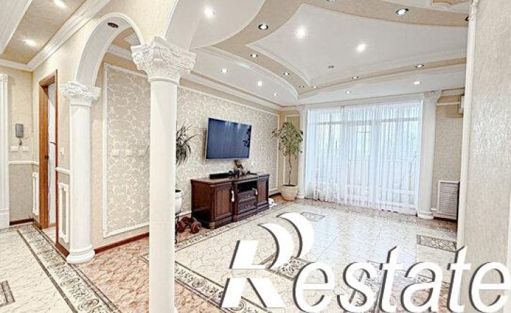 3-комн квартира улица Чичерина, 61,  д. 61