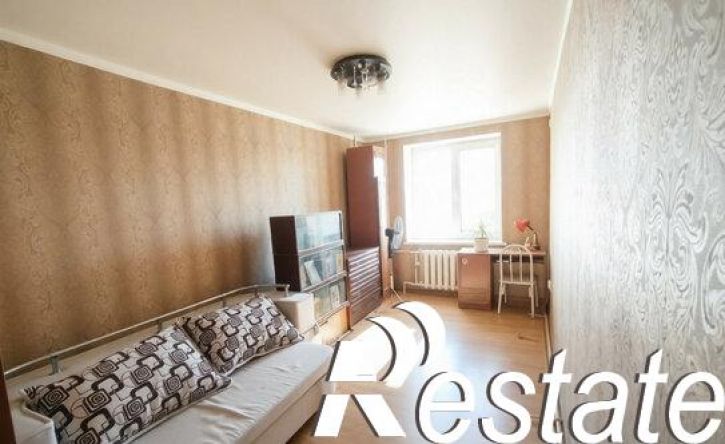 4-комн квартира улица Луначарского, 408,  д. 408