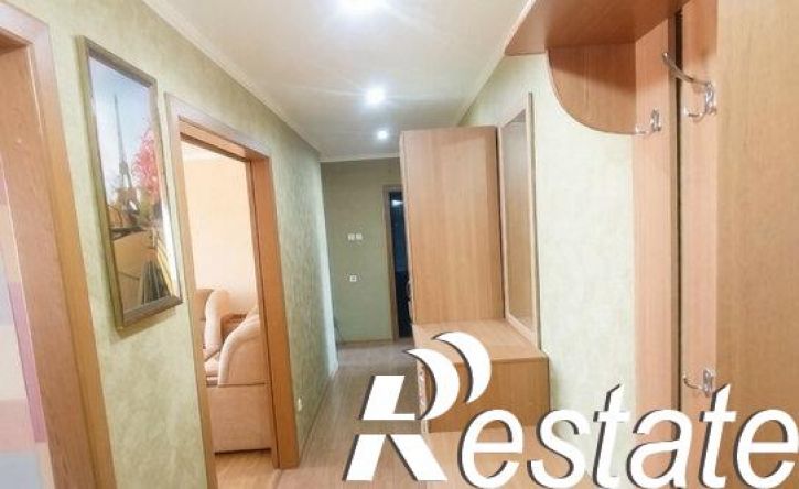 4-комн квартира улица Луначарского, 408,  д. 408