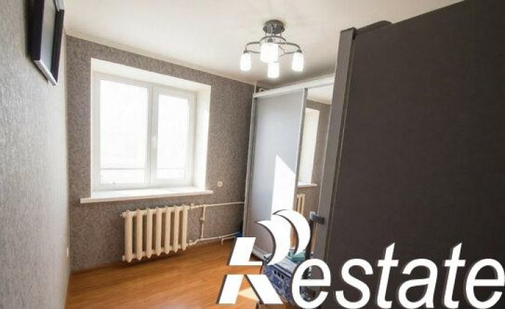 4-комн квартира улица Луначарского, 408,  д. 408