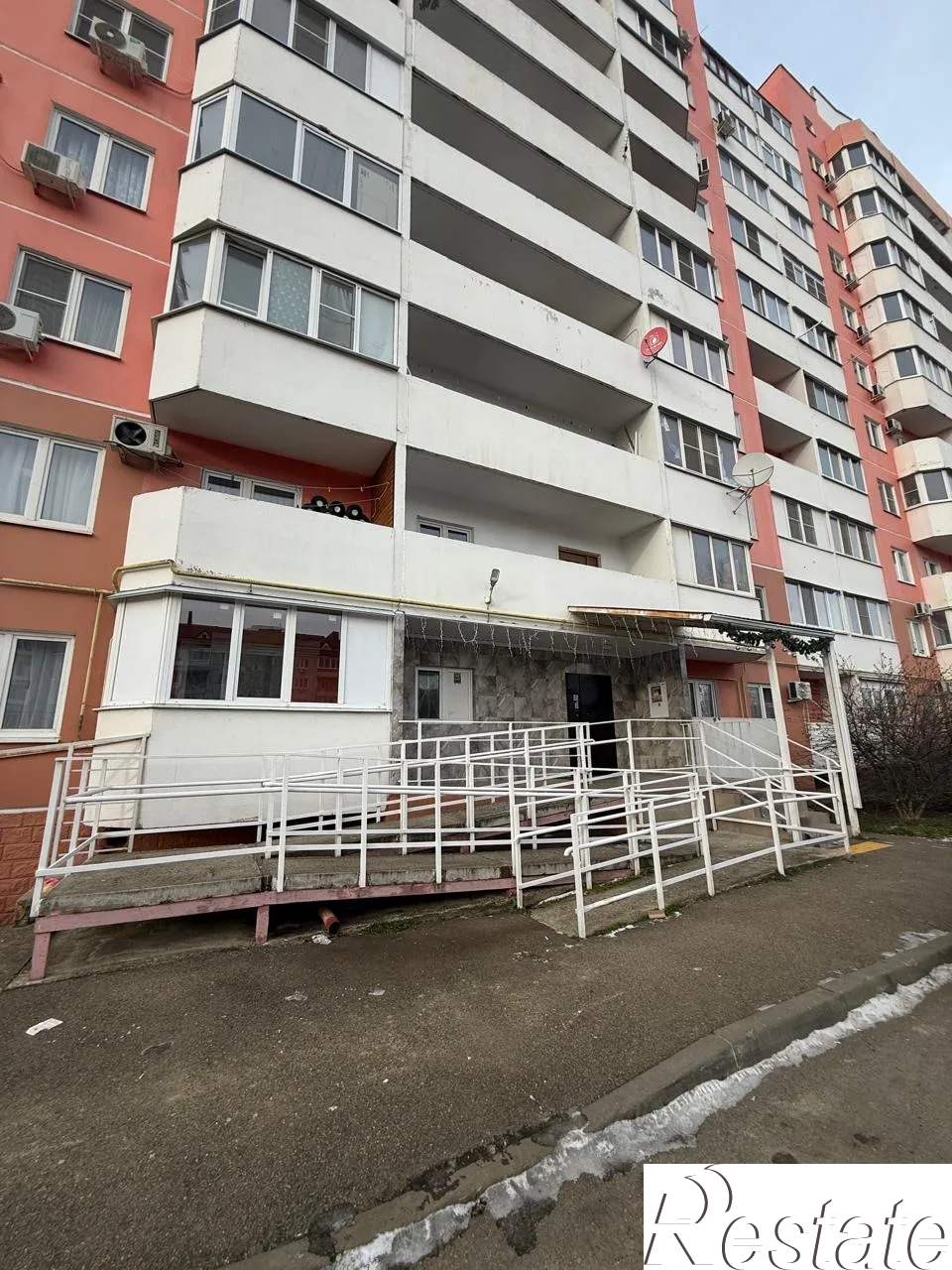 Купить квартиру за 3 900 000 рублей на Авиаторов проспект, 4