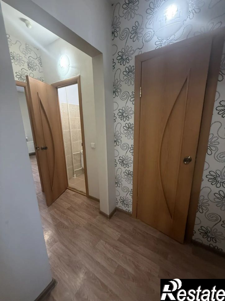 1-комн квартира Авиаторов проспект, 4