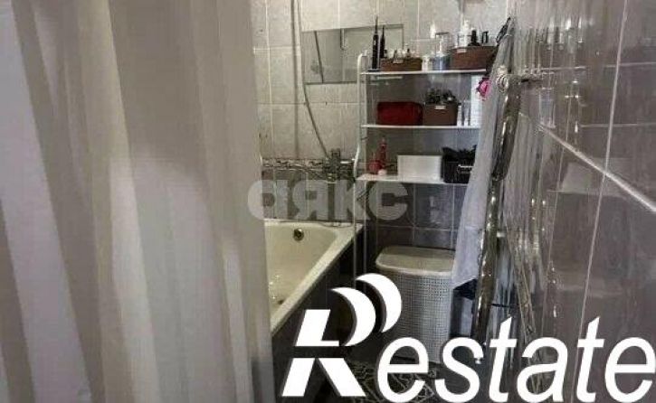 4-комн квартира улица Карла Маркса, 39,  д. 39