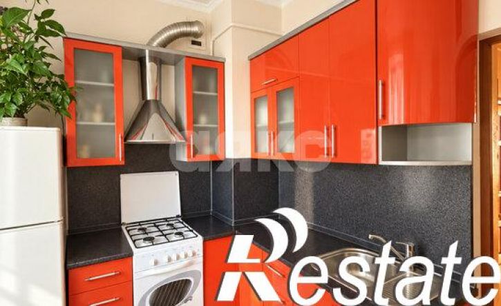 2-комн квартира улица Кирова, 49,  д. 49
