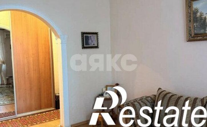 2-комн квартира улица Кирова, 49,  д. 49