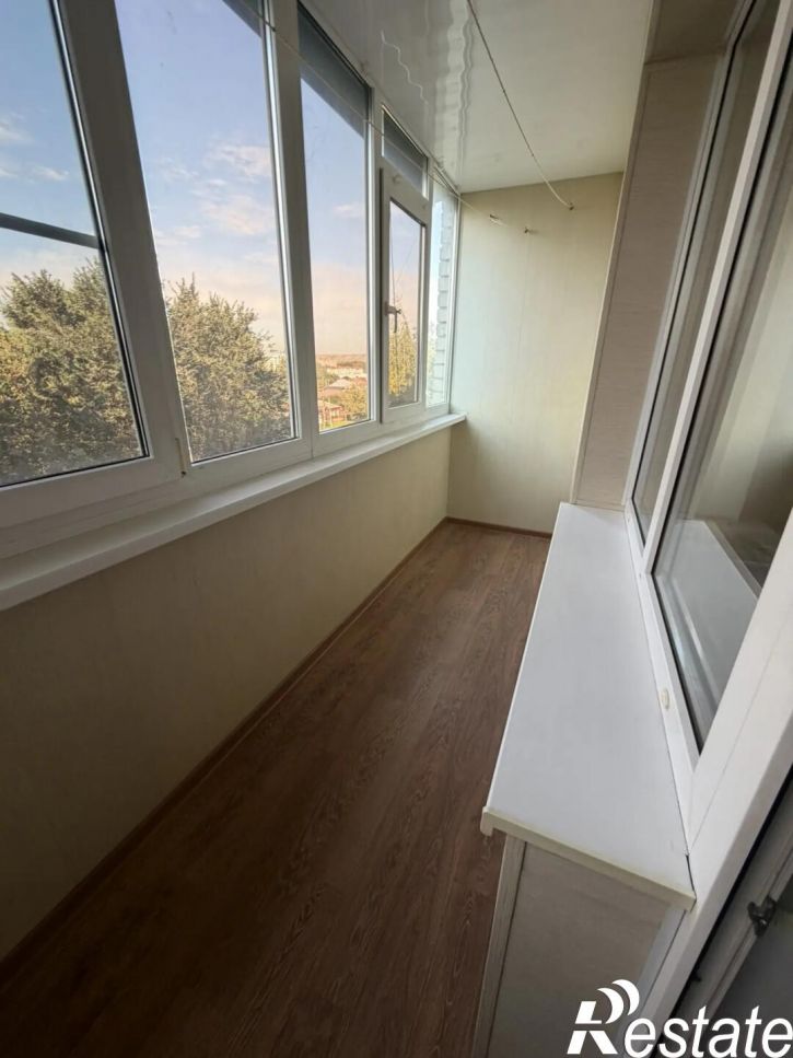 3-комн квартира Ефремова ул., 9