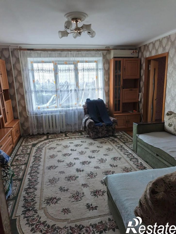 3-комн квартира Азовская ул., 4