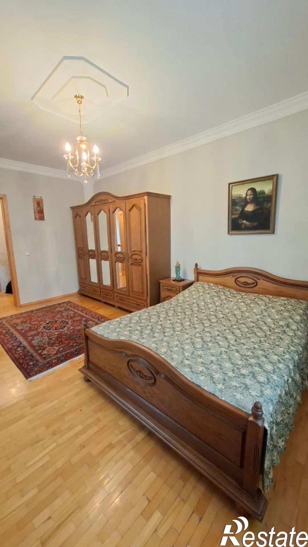 Купить дачу, дом, коттедж за 13 000 000 рублей на Гоголя ул., 311