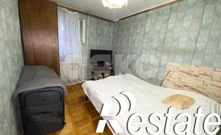 3-комн квартира улица Ефремова, 133,  д. 133