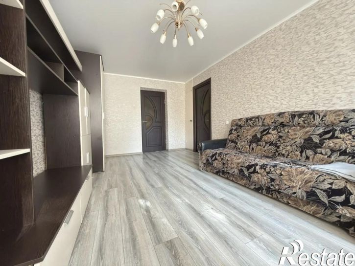 3-комн квартира Советской Армии ул., 222/1