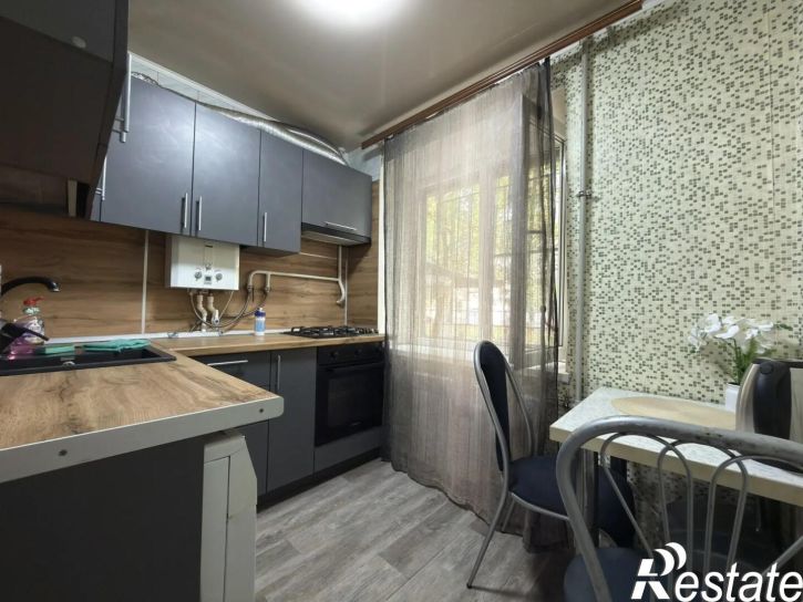 3-комн квартира Советской Армии ул., 222/1